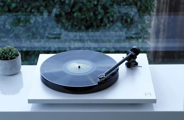 REGA PLANAR 1 MATT WHITE TOCADISCOS